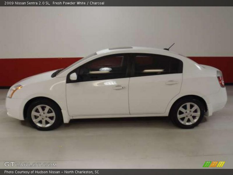 Fresh Powder White / Charcoal 2009 Nissan Sentra 2.0 SL