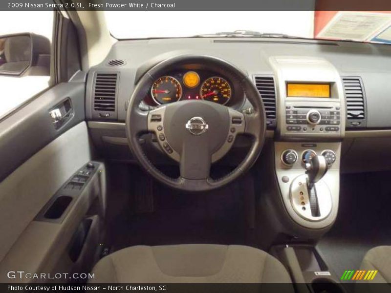 Fresh Powder White / Charcoal 2009 Nissan Sentra 2.0 SL