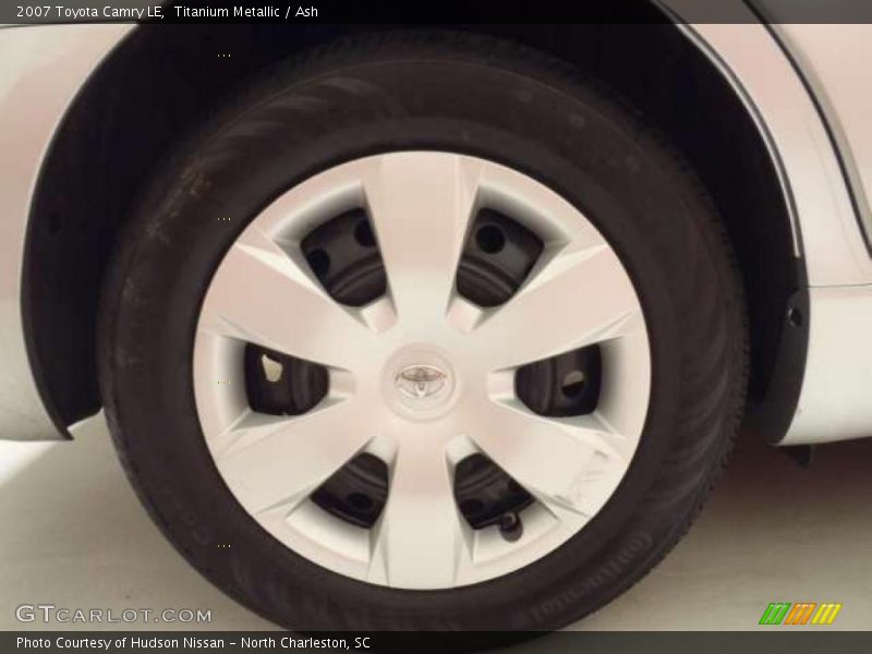 Titanium Metallic / Ash 2007 Toyota Camry LE