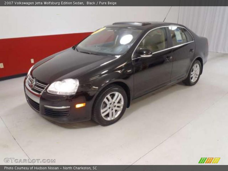 Black / Pure Beige 2007 Volkswagen Jetta Wolfsburg Edition Sedan