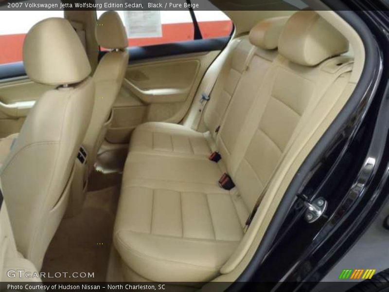 Black / Pure Beige 2007 Volkswagen Jetta Wolfsburg Edition Sedan