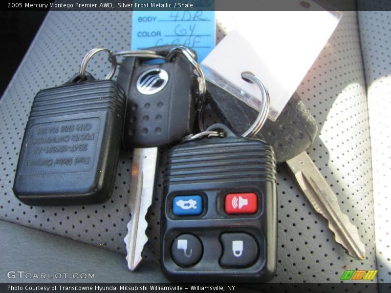 Silver Frost Metallic / Shale 2005 Mercury Montego Premier AWD