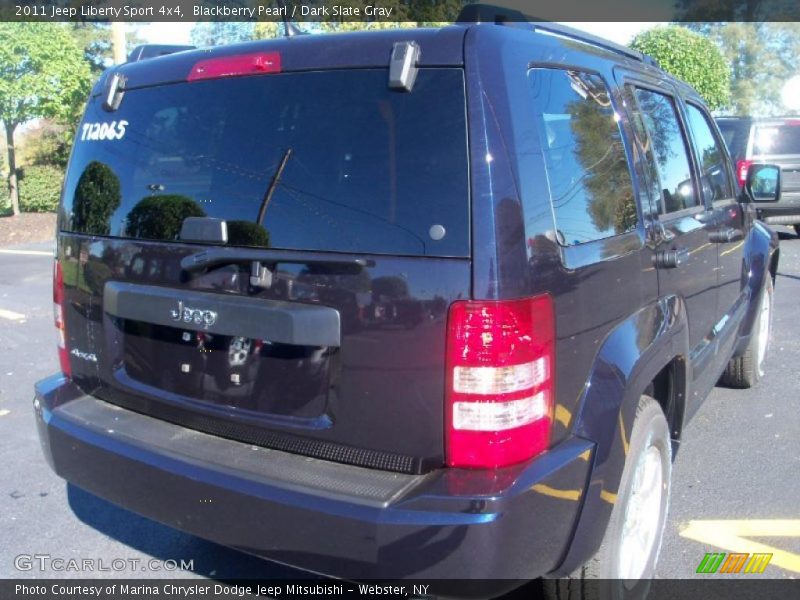 Blackberry Pearl / Dark Slate Gray 2011 Jeep Liberty Sport 4x4