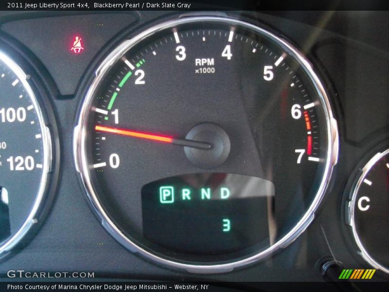 Blackberry Pearl / Dark Slate Gray 2011 Jeep Liberty Sport 4x4