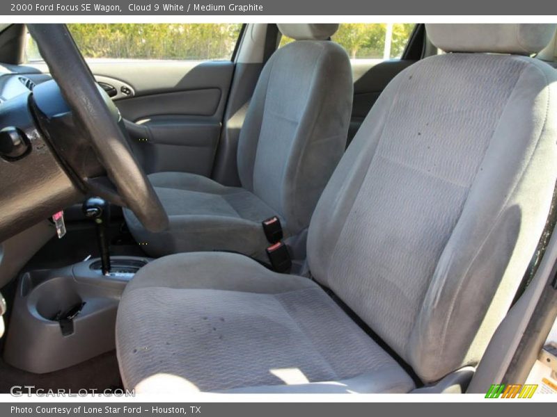 Cloud 9 White / Medium Graphite 2000 Ford Focus SE Wagon