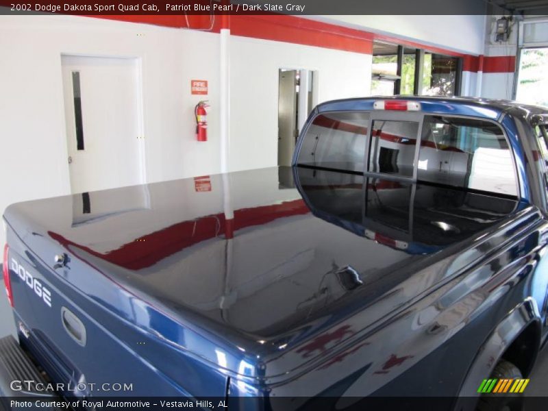 Patriot Blue Pearl / Dark Slate Gray 2002 Dodge Dakota Sport Quad Cab