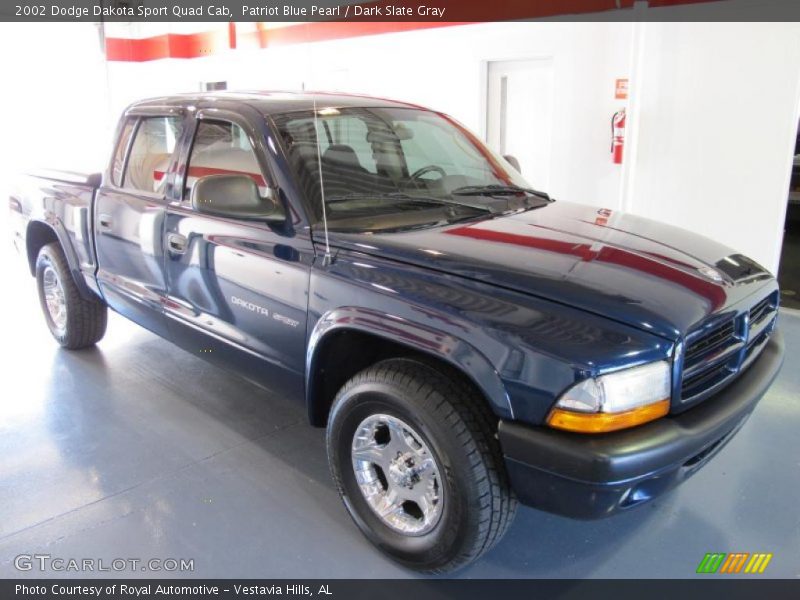 Patriot Blue Pearl / Dark Slate Gray 2002 Dodge Dakota Sport Quad Cab