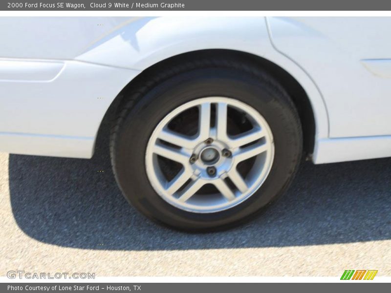  2000 Focus SE Wagon Wheel