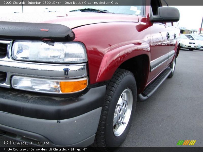 Onyx Black / Graphite/Medium Gray 2002 Chevrolet Suburban 1500 LS 4x4
