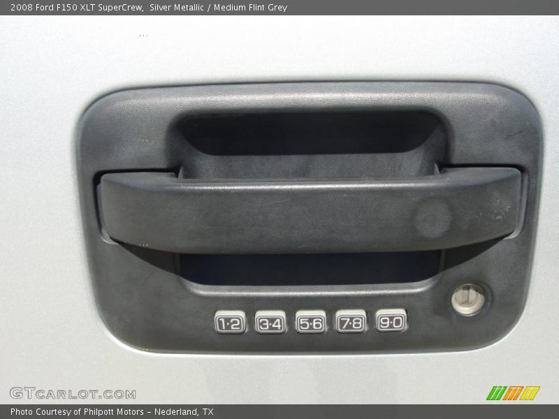 Silver Metallic / Medium Flint Grey 2008 Ford F150 XLT SuperCrew
