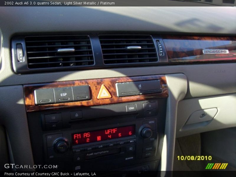 Light Silver Metallic / Platinum 2002 Audi A6 3.0 quattro Sedan