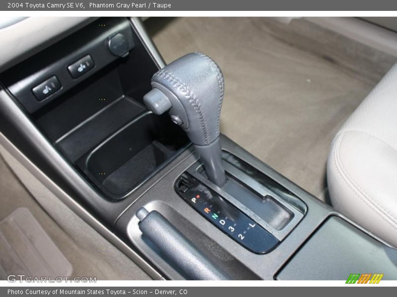 Phantom Gray Pearl / Taupe 2004 Toyota Camry SE V6