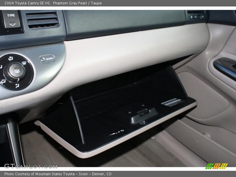 Phantom Gray Pearl / Taupe 2004 Toyota Camry SE V6
