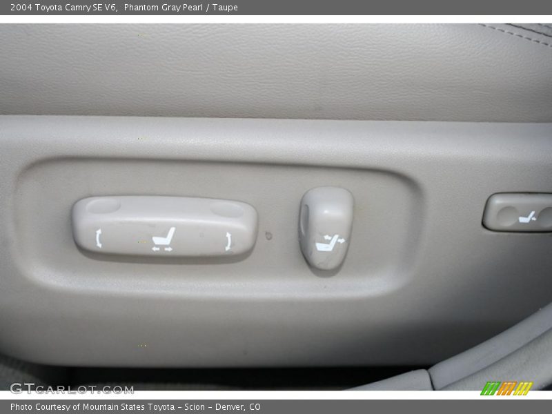 Phantom Gray Pearl / Taupe 2004 Toyota Camry SE V6