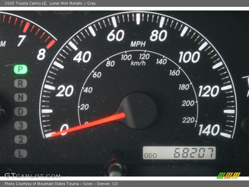 Lunar Mist Metallic / Gray 2005 Toyota Camry LE