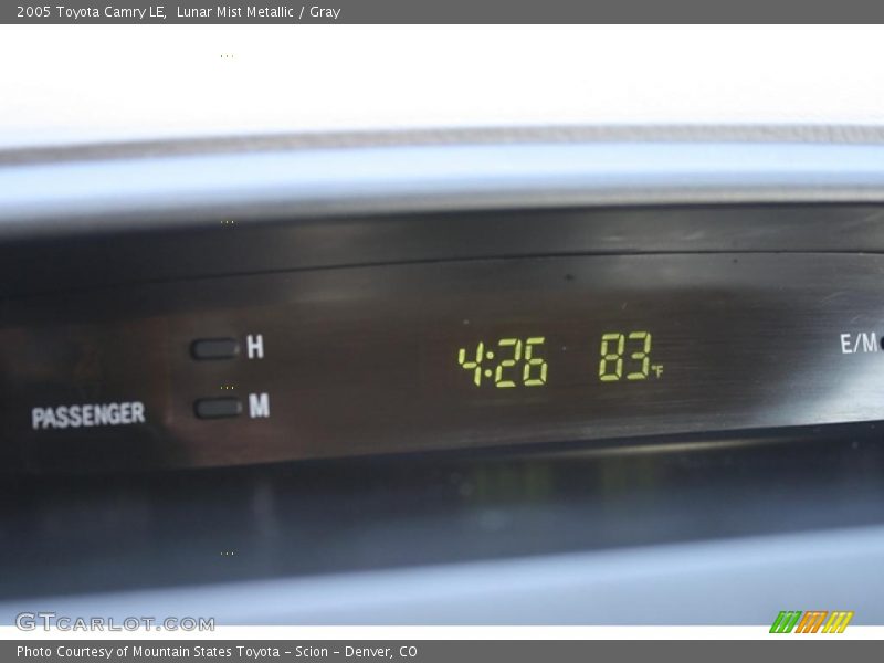 Lunar Mist Metallic / Gray 2005 Toyota Camry LE