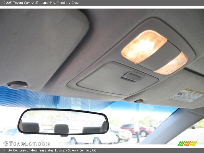 Lunar Mist Metallic / Gray 2005 Toyota Camry LE