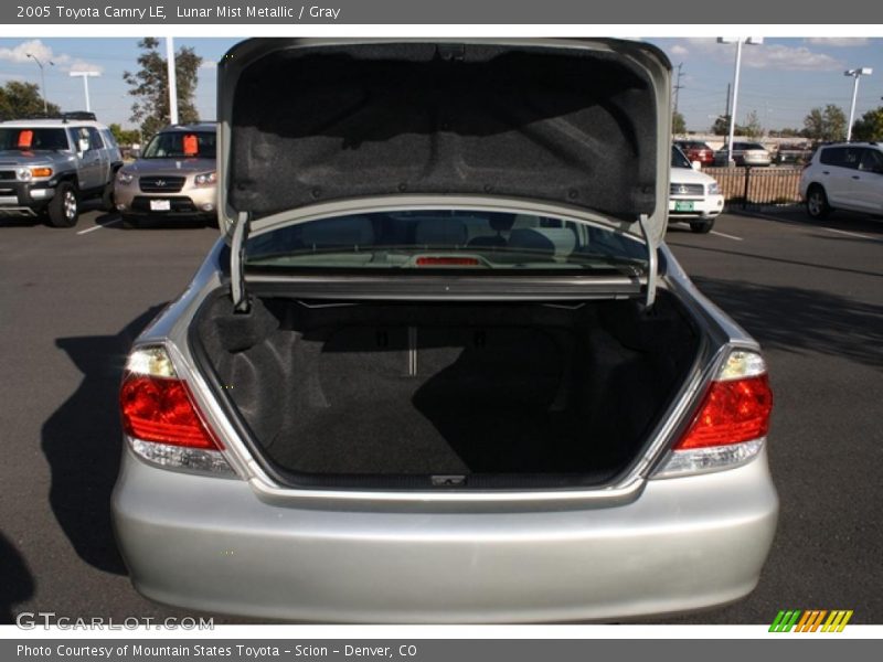 Lunar Mist Metallic / Gray 2005 Toyota Camry LE