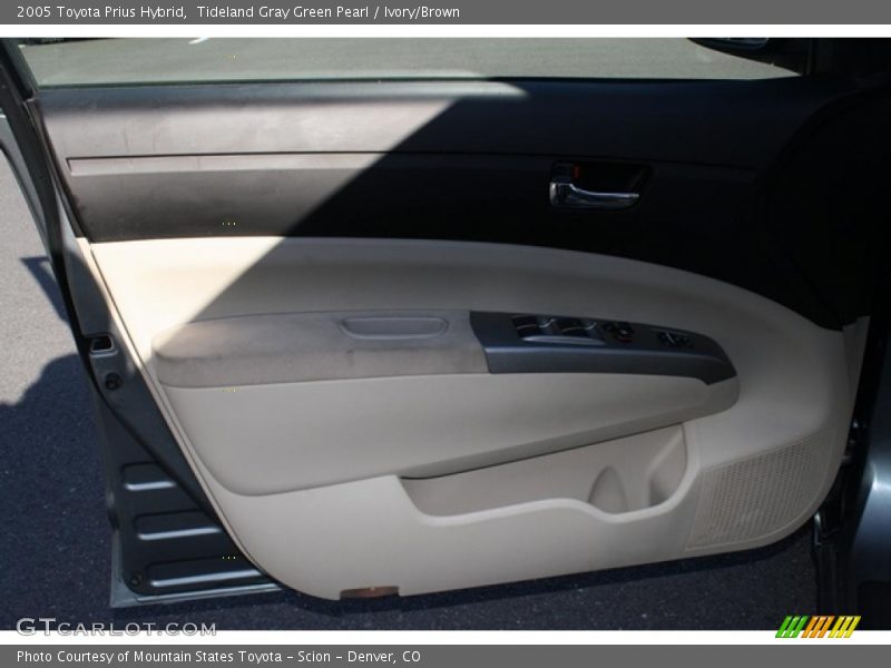 Tideland Gray Green Pearl / Ivory/Brown 2005 Toyota Prius Hybrid