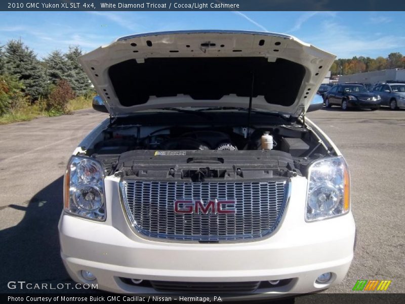 White Diamond Tricoat / Cocoa/Light Cashmere 2010 GMC Yukon XL SLT 4x4