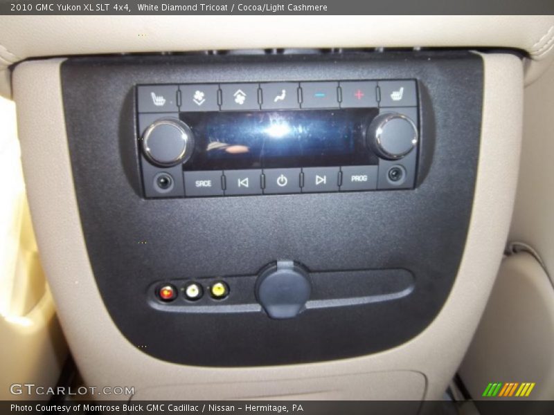 White Diamond Tricoat / Cocoa/Light Cashmere 2010 GMC Yukon XL SLT 4x4