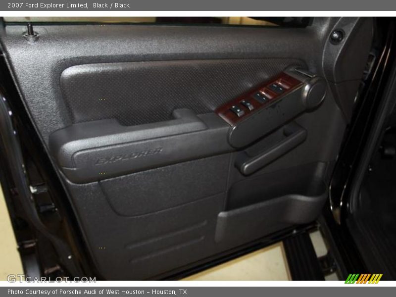 Black / Black 2007 Ford Explorer Limited