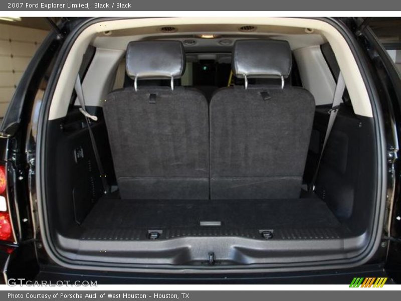  2007 Explorer Limited Trunk
