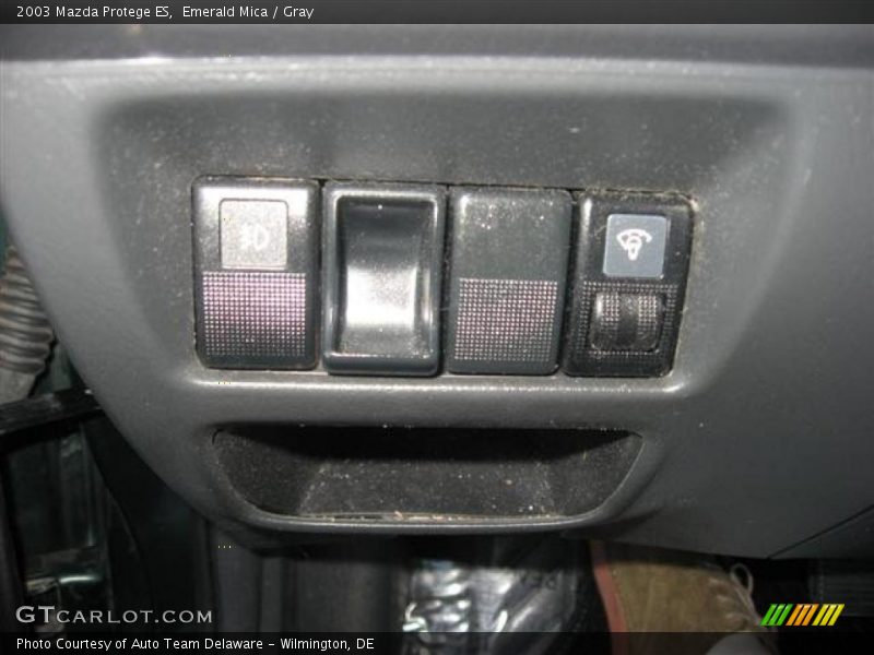 Emerald Mica / Gray 2003 Mazda Protege ES