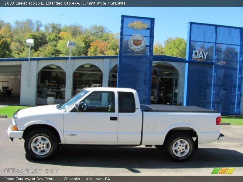 Summit White / Graphite 2003 Chevrolet S10 LS Extended Cab 4x4