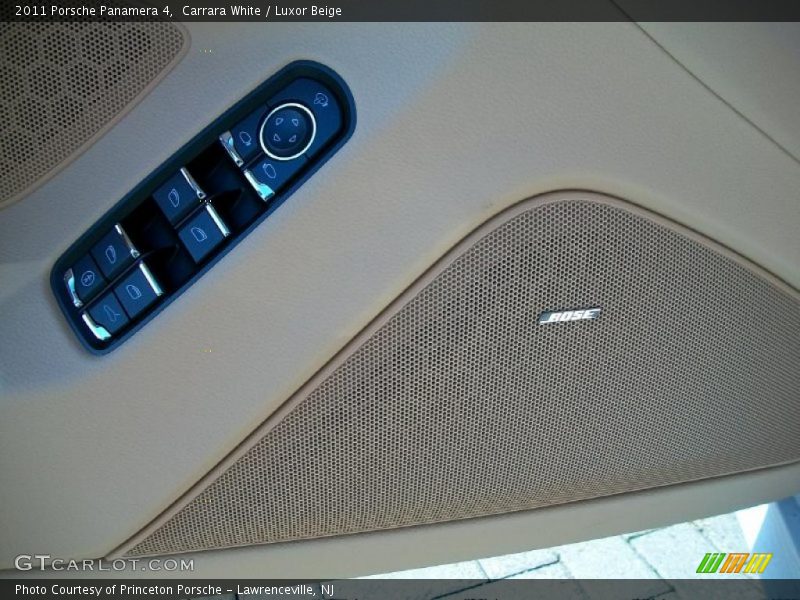 Carrara White / Luxor Beige 2011 Porsche Panamera 4