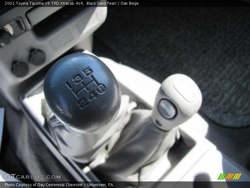  2001 Tacoma V6 TRD Xtracab 4x4 5 Speed Manual Shifter