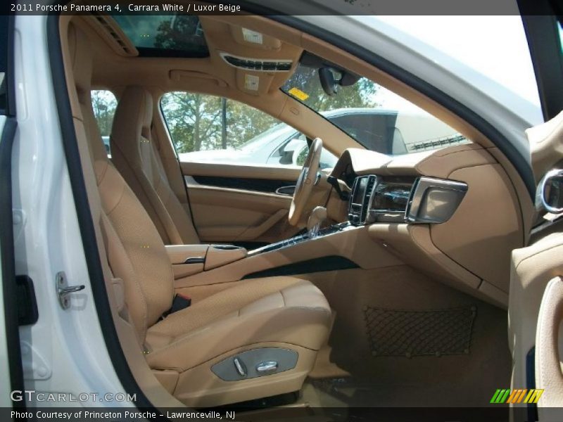 Carrara White / Luxor Beige 2011 Porsche Panamera 4