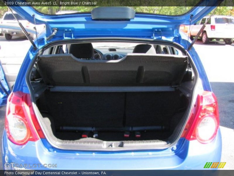 Bright Blue / Charcoal 2009 Chevrolet Aveo Aveo5 LS