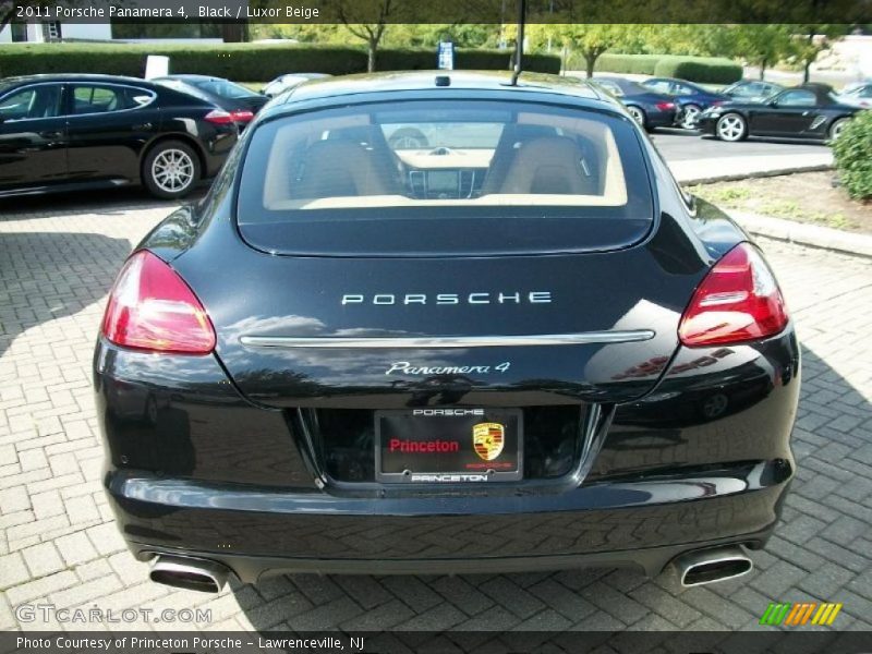 Black / Luxor Beige 2011 Porsche Panamera 4
