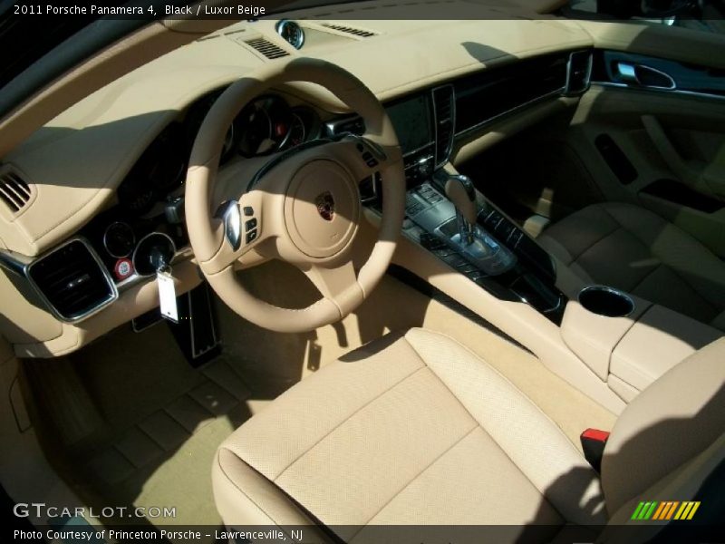 Black / Luxor Beige 2011 Porsche Panamera 4