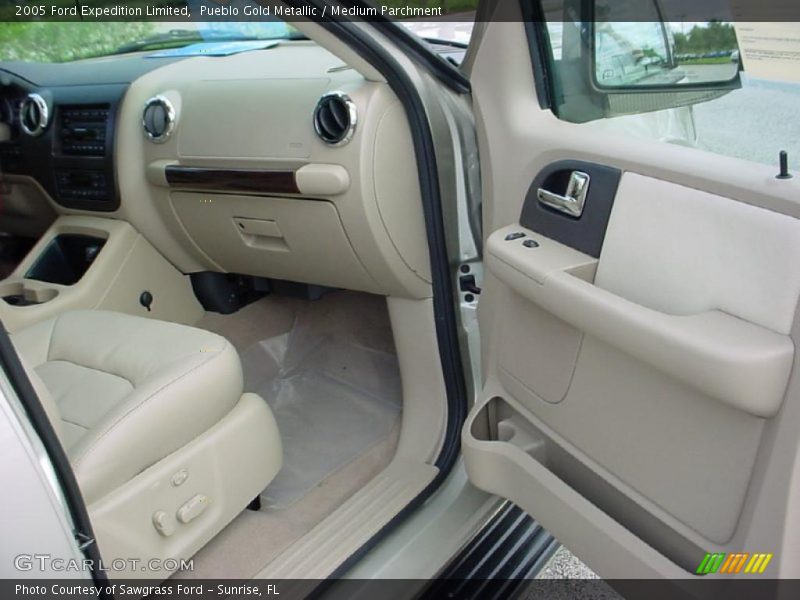  2005 Expedition Limited Medium Parchment Interior