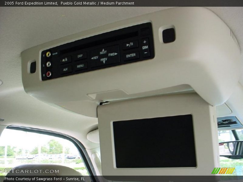 2005 Expedition Limited Medium Parchment Interior