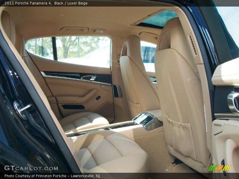 Black / Luxor Beige 2011 Porsche Panamera 4
