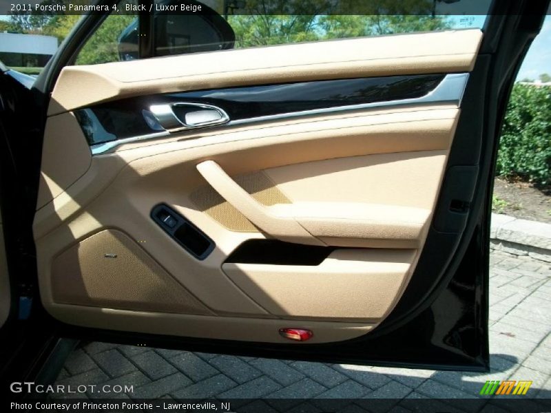 Black / Luxor Beige 2011 Porsche Panamera 4