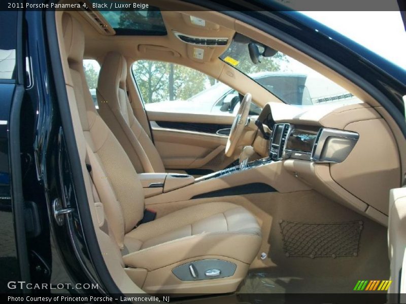 Black / Luxor Beige 2011 Porsche Panamera 4