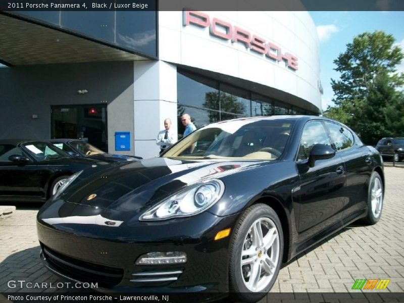 Black / Luxor Beige 2011 Porsche Panamera 4