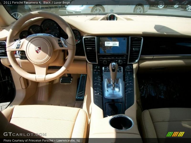 Black / Luxor Beige 2011 Porsche Panamera 4