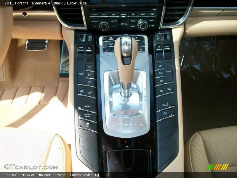 Black / Luxor Beige 2011 Porsche Panamera 4