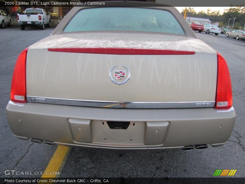 Light Cashmere Metallic / Cashmere 2006 Cadillac DTS