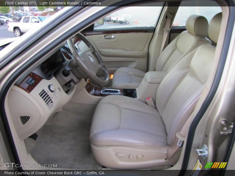 Light Cashmere Metallic / Cashmere 2006 Cadillac DTS