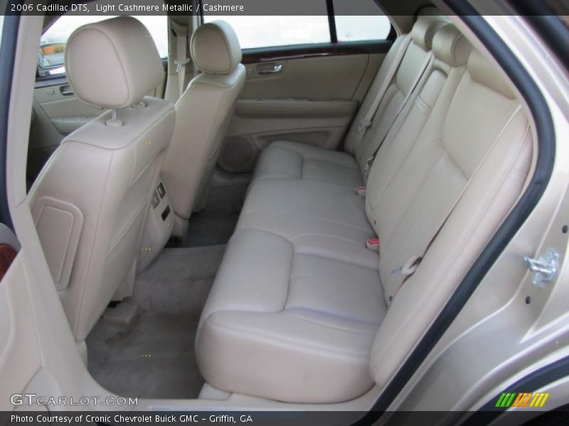Light Cashmere Metallic / Cashmere 2006 Cadillac DTS