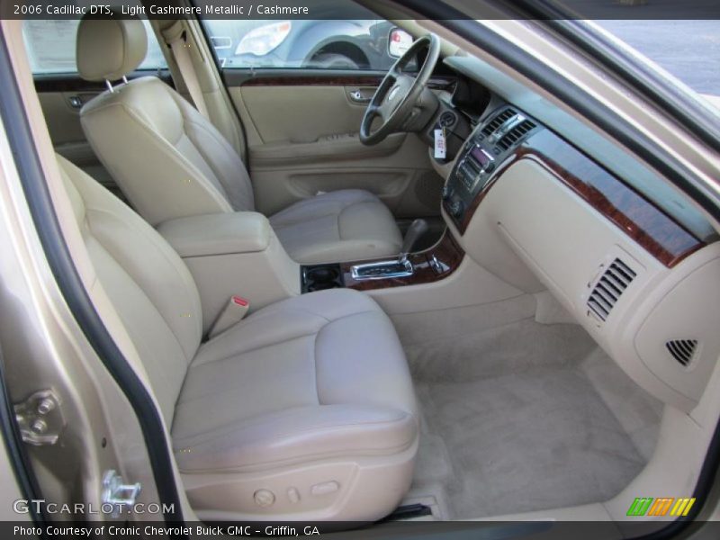 Light Cashmere Metallic / Cashmere 2006 Cadillac DTS