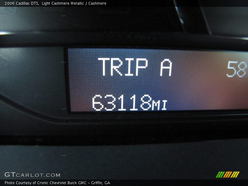 Light Cashmere Metallic / Cashmere 2006 Cadillac DTS
