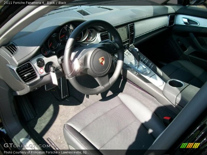 Black / Black 2011 Porsche Panamera 4