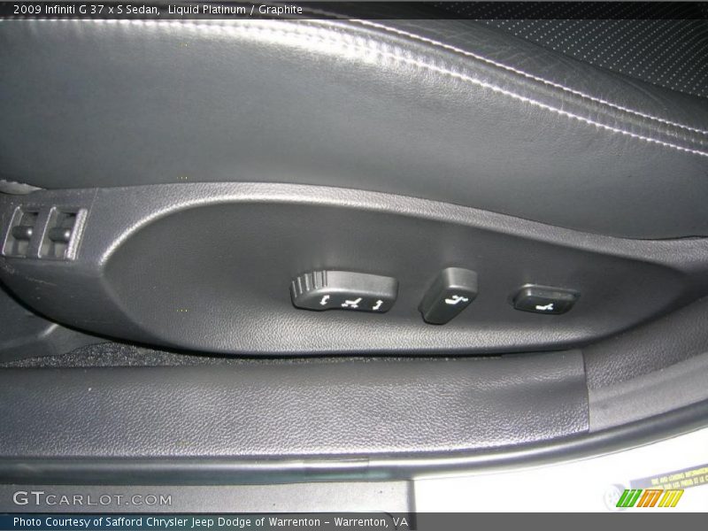 Liquid Platinum / Graphite 2009 Infiniti G 37 x S Sedan